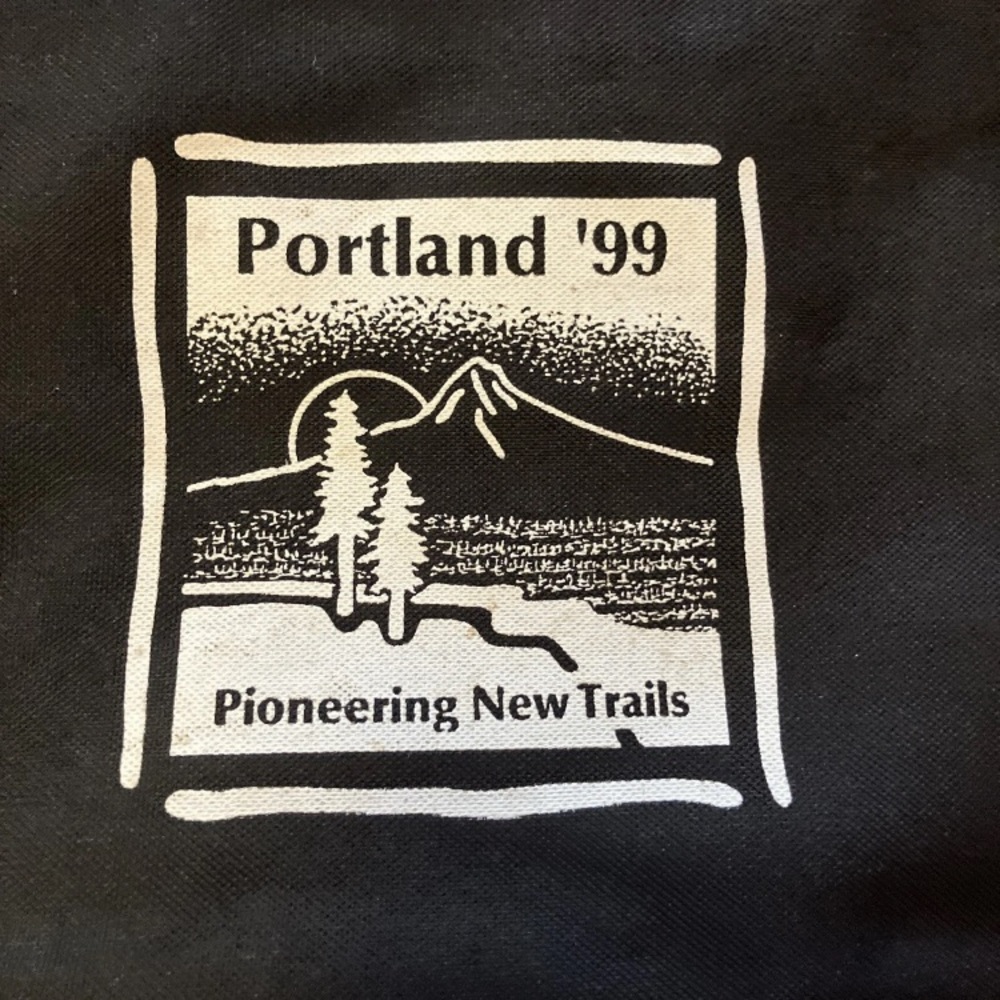 Leeds Messenger bag 1999 Portland Trails Oregon excellent condition